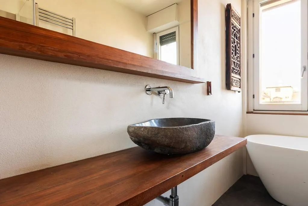 Il Trilocale Dell'Isola Milanese Apartment 0*, Milan Italy